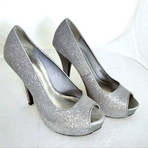 VTG Y2K Chinese Laundry Silver Sparkle Peep Toe Platform Pumps, Size 9